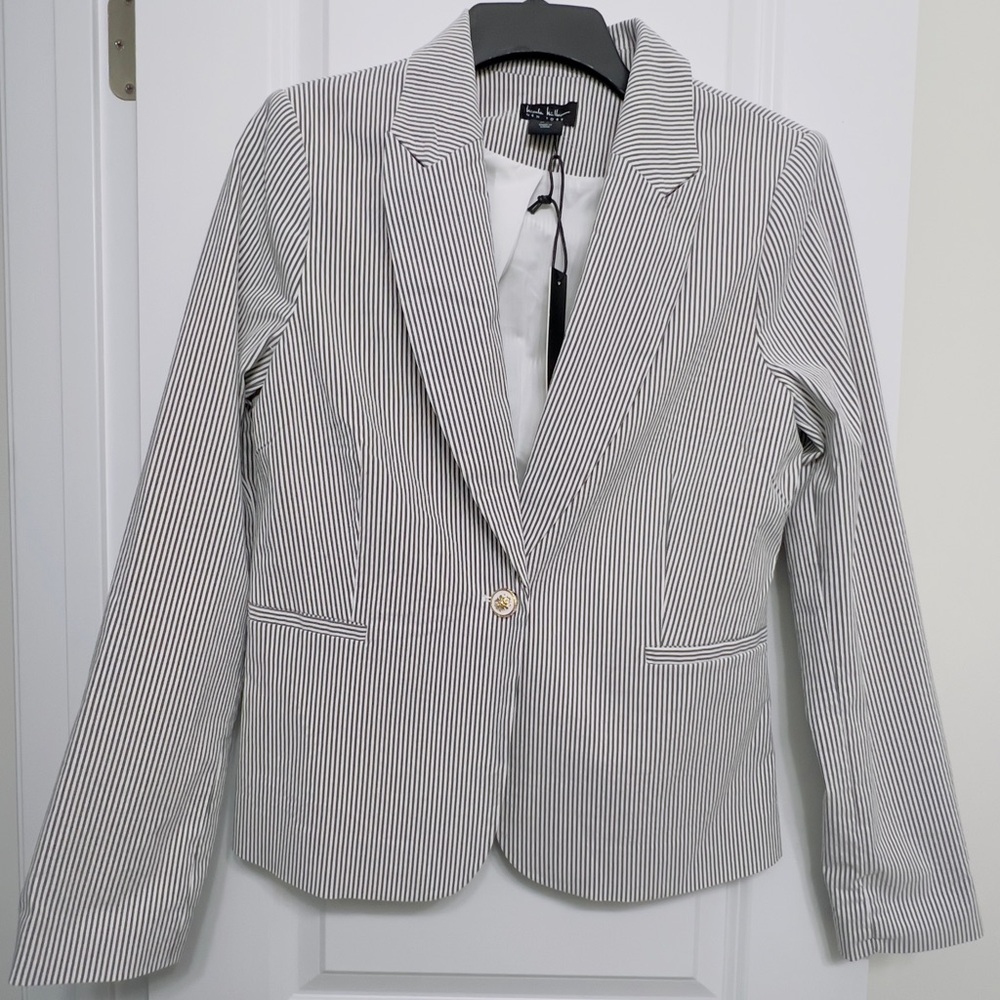 NWT Nicole Miller Pinstripe Blazer in Grey and White Small